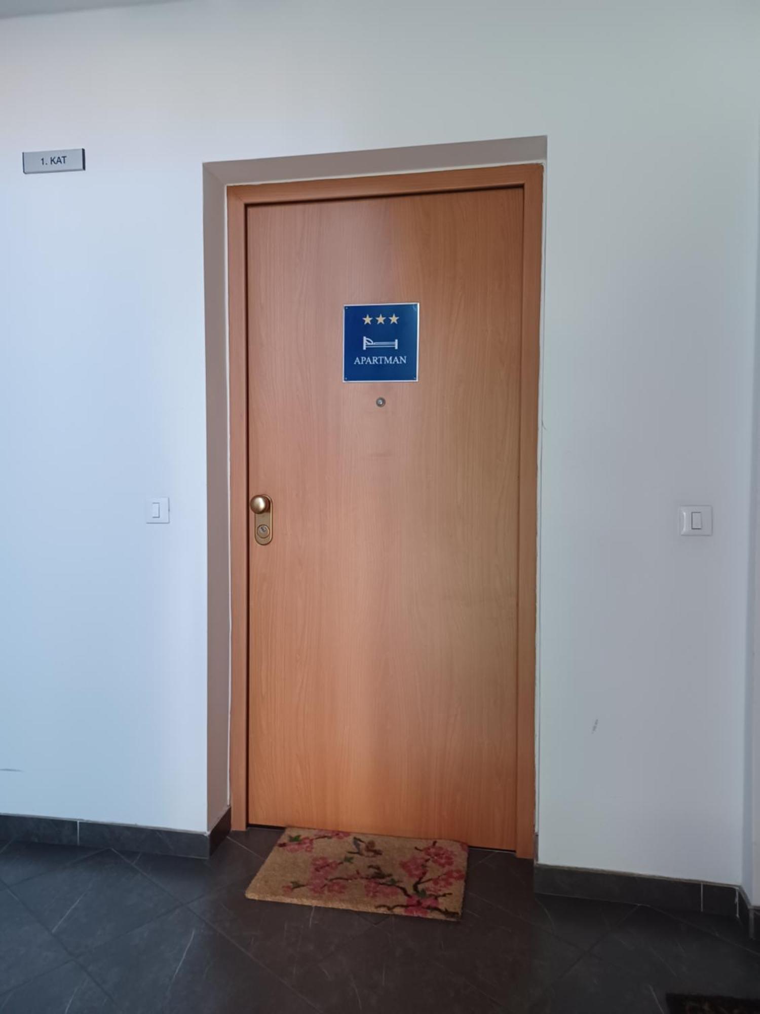 Well-Equipped Apartment With Free Parking Zagreb Exterior photo